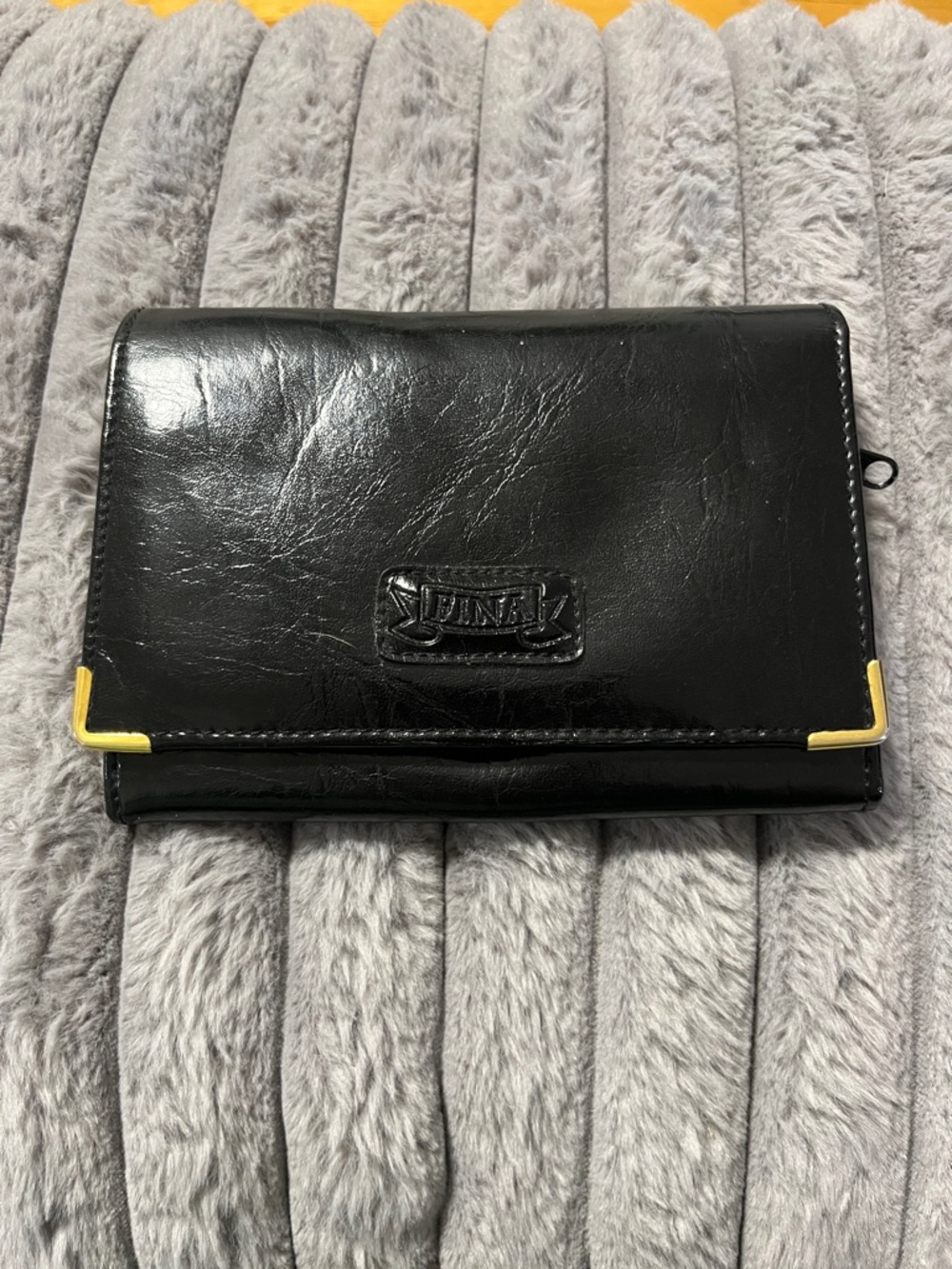 Vintage Fina Leather Wallet in Black & Gold